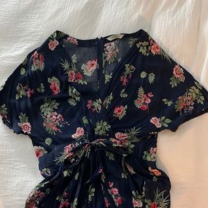 Uttam Boutique curvy floral jumpsuit with pockets